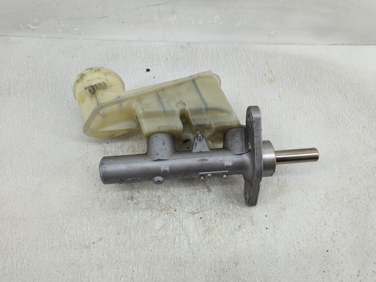 2008-2012 Honda Accord Brake Master Cylinder 1278049 - Oemusedautoparts1.com
