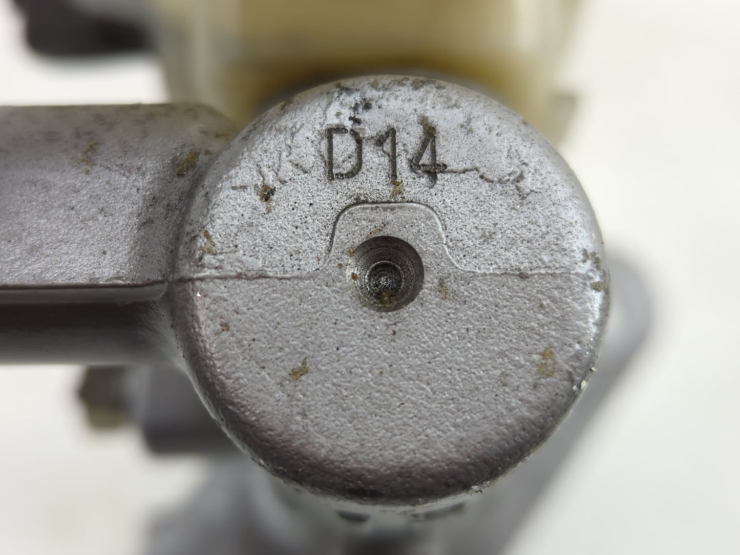 2008-2012 Honda Accord Brake Master Cylinder 1278049 - Oemusedautoparts1.com