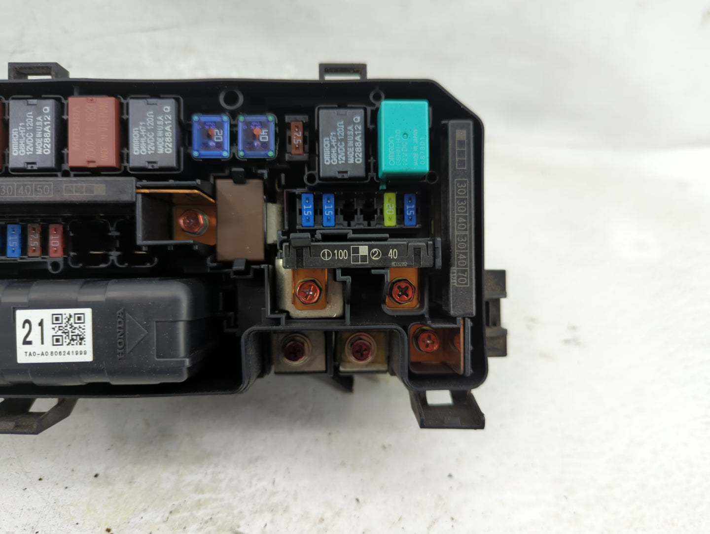 2008-2012 Honda Accord Fusebox Fuse Box Panel Relay Module P/N:8256-TA0-A01 Fits Fits 2008 2009 2010 2011 2012 OEM Used Auto