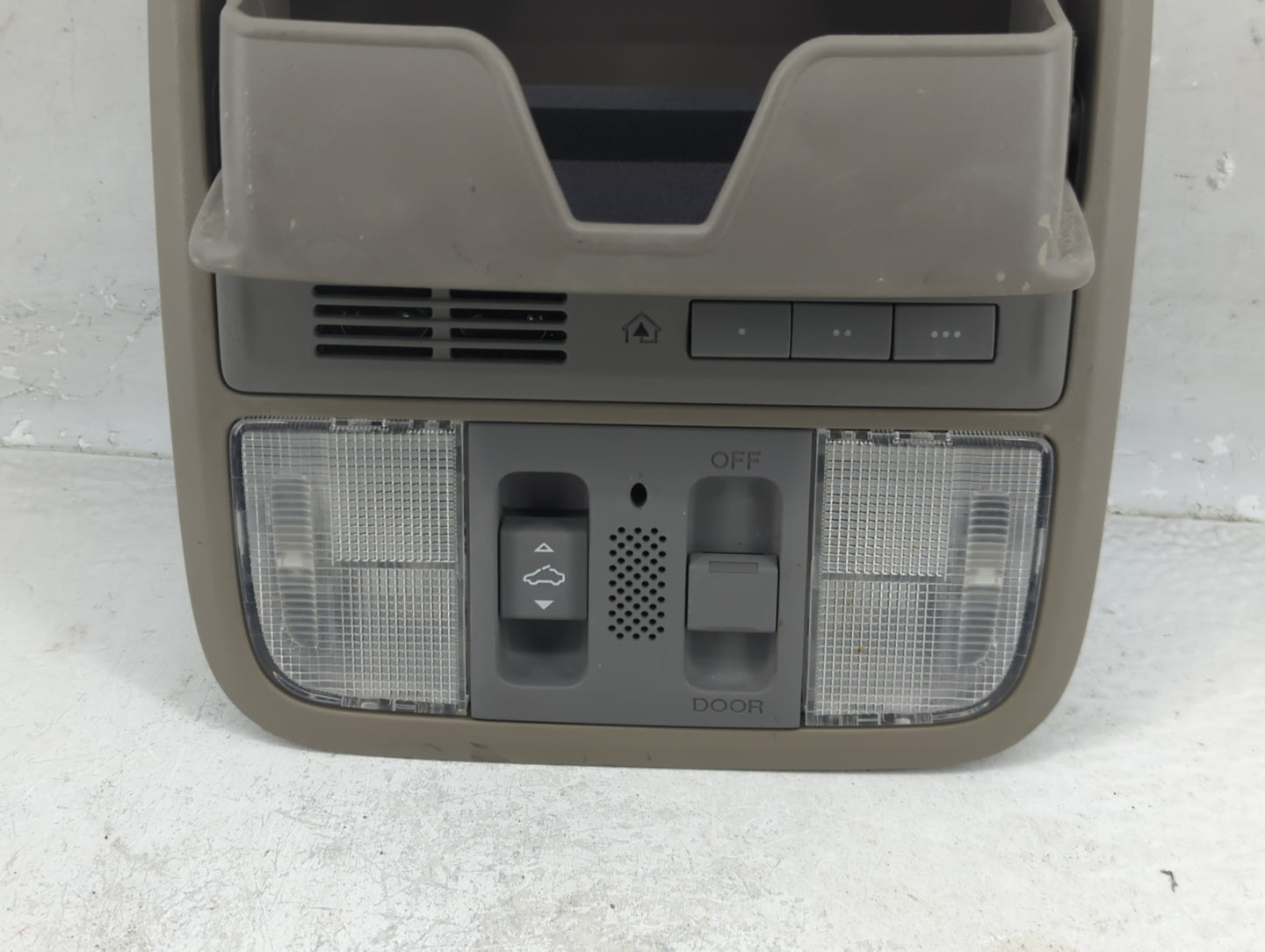 2009 Honda Accord Overhead Roof Console - Oemusedautoparts1.com