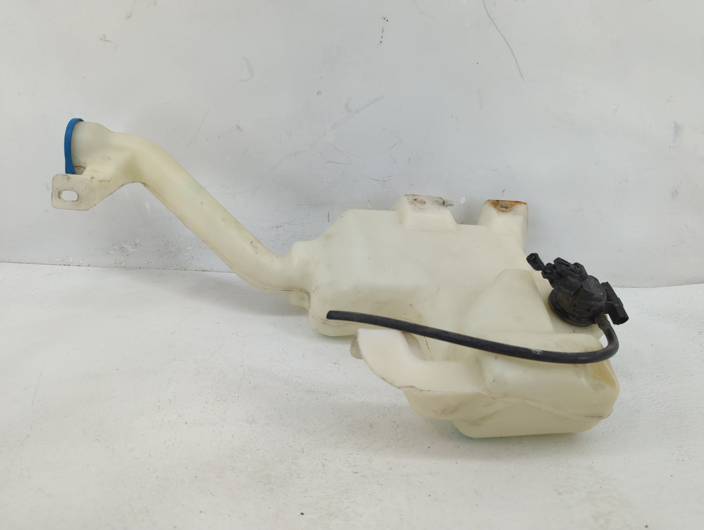 2008-2012 Honda Accord Windshield Washer Fluid Reservoir Bottle Oem - Oemusedautoparts1.com