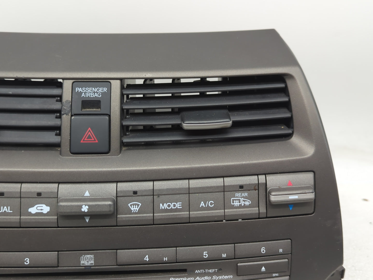 2008-2009 Honda Accord Radio AM FM Cd Player Receiver Replacement Fits Fits 2008 2009 OEM Used Auto Parts - Oemusedautoparts