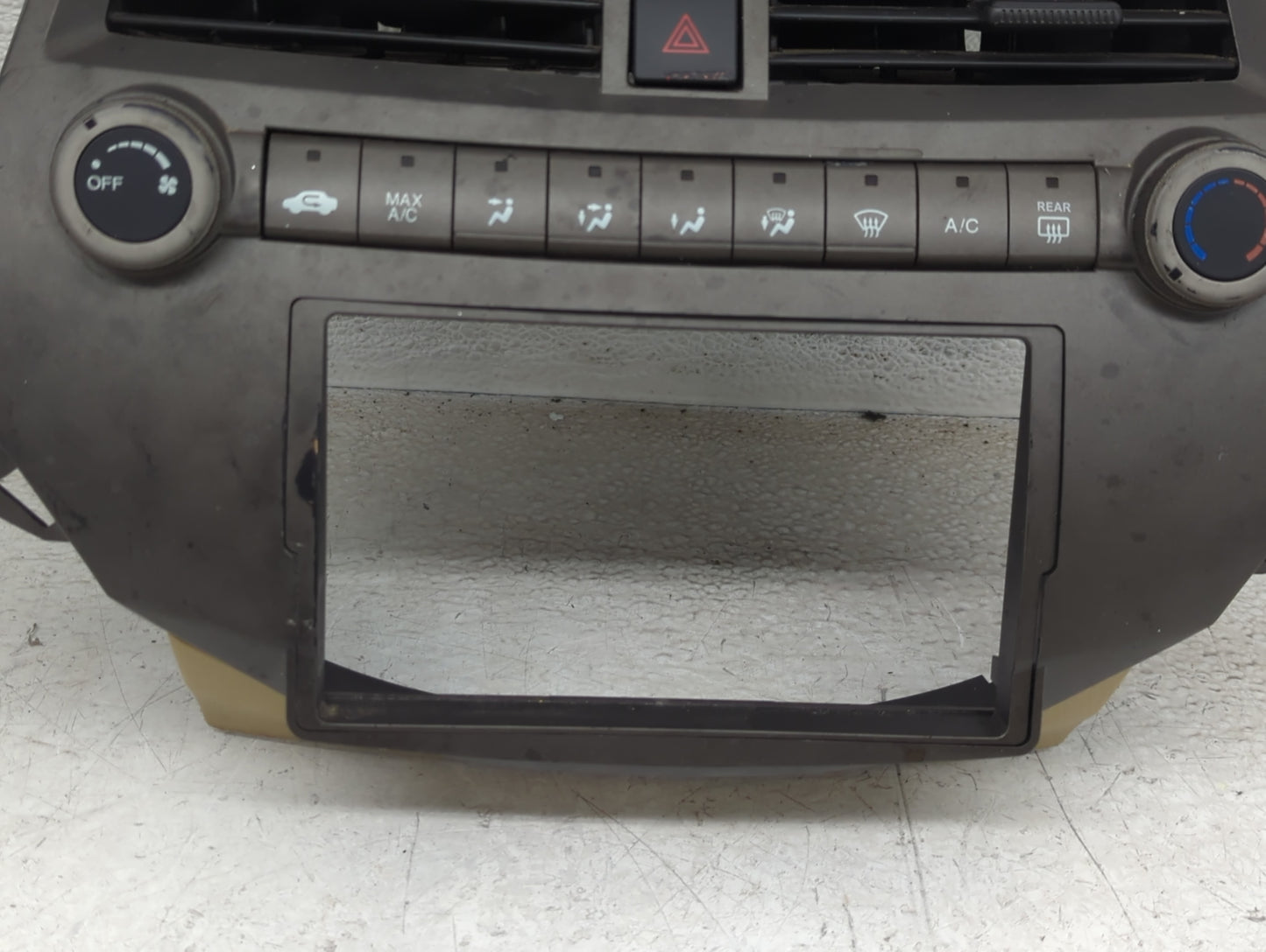 2008-2010 Honda Accord Climate Control Module Temperature AC/Heater Replacement P/N:YR327L Fits Fits 2008 2009 2010 OEM Used