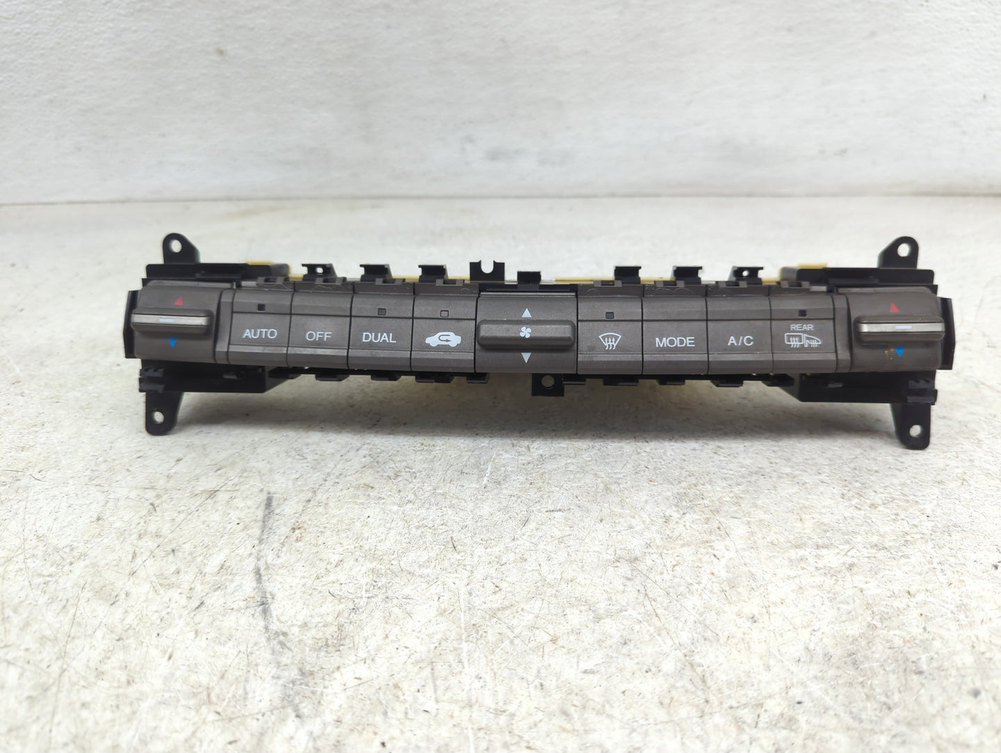 2008-2012 Honda Accord Climate Control Module Temperature AC/Heater Replacement P/N:79600TA0L010M1 Fits OEM Used Auto Parts 