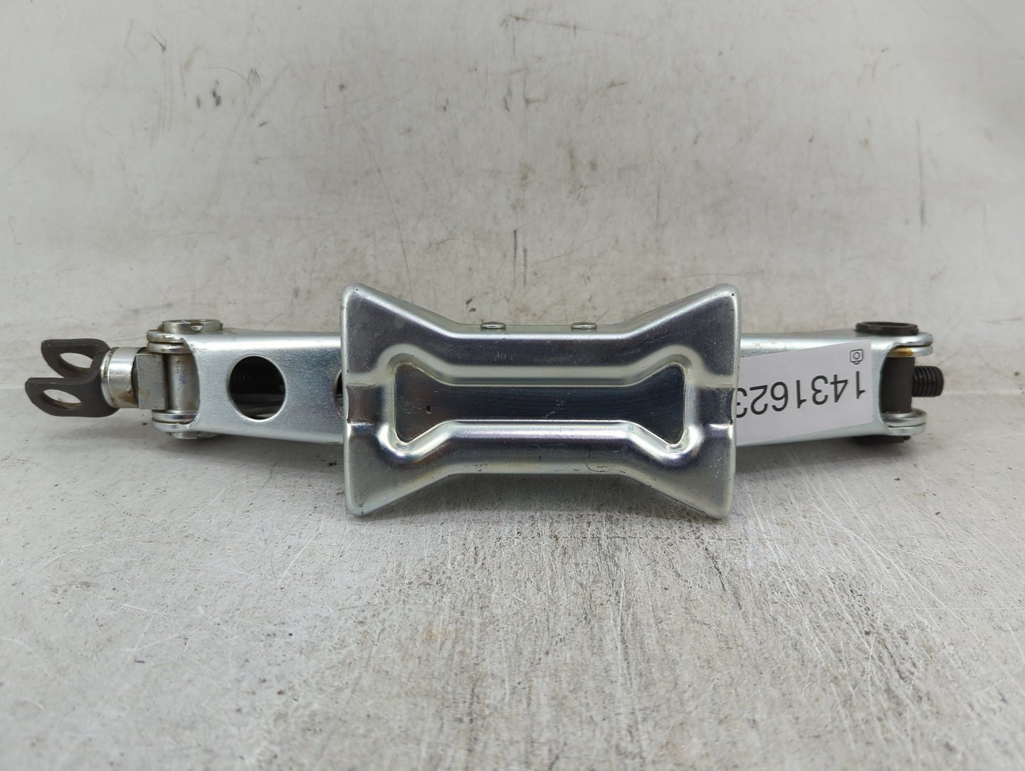 2009 Honda Accord Spare Scissor Car Jack - Oemusedautoparts1.com