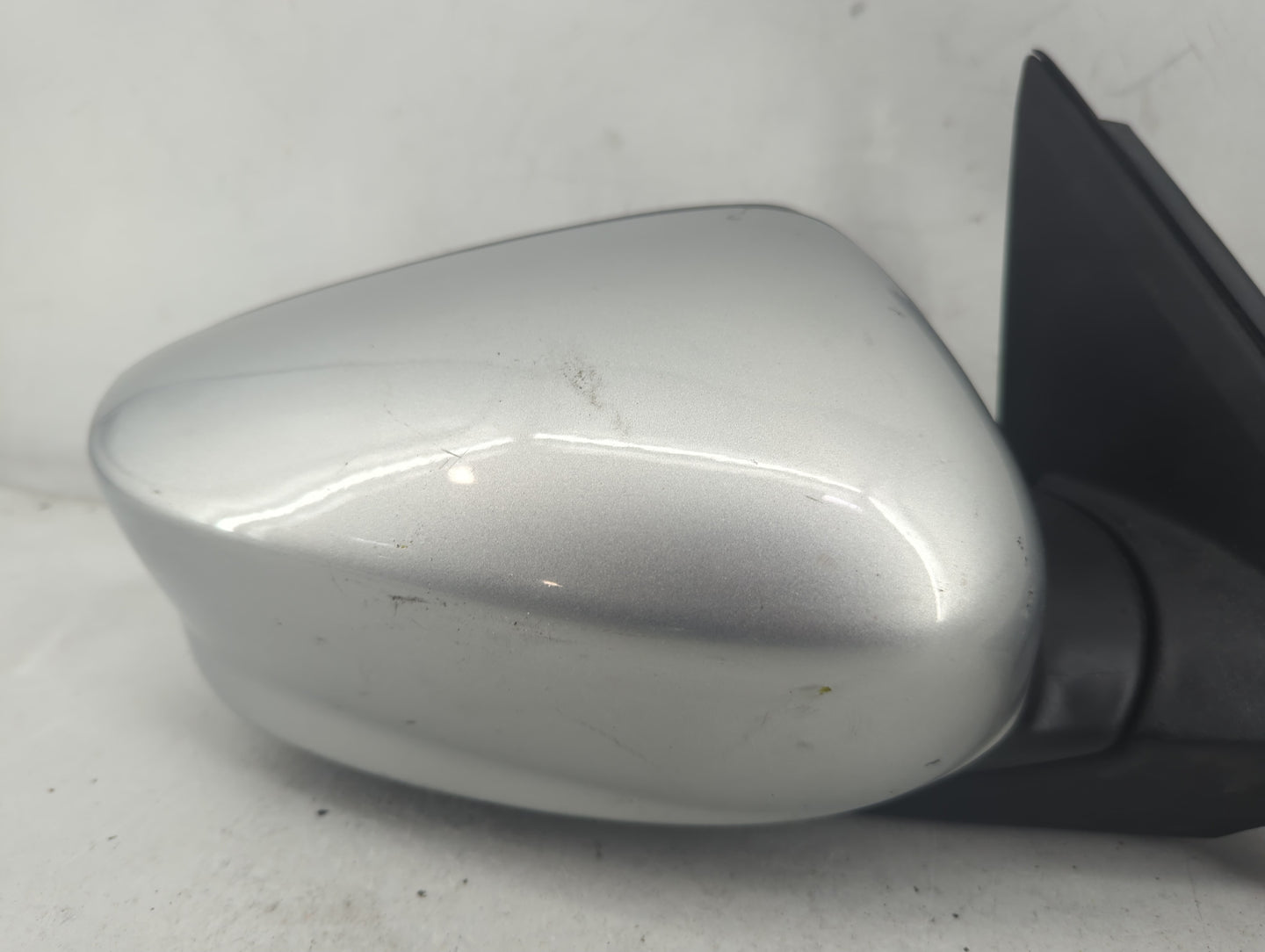2008-2012 Honda Accord Passenger Side View Mirror - Right Door Mirror OEM Used - Oemusedautoparts1.com