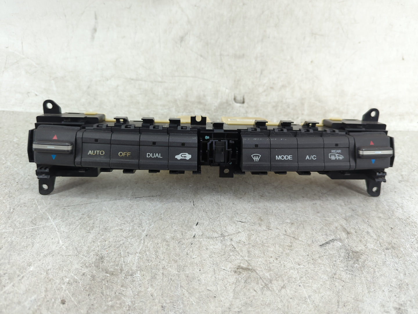 2008-2012 Honda Accord Climate Control Module Temperature AC/Heater Replacement P/N:79600TA0L010M1 Fits OEM Used Auto Parts 