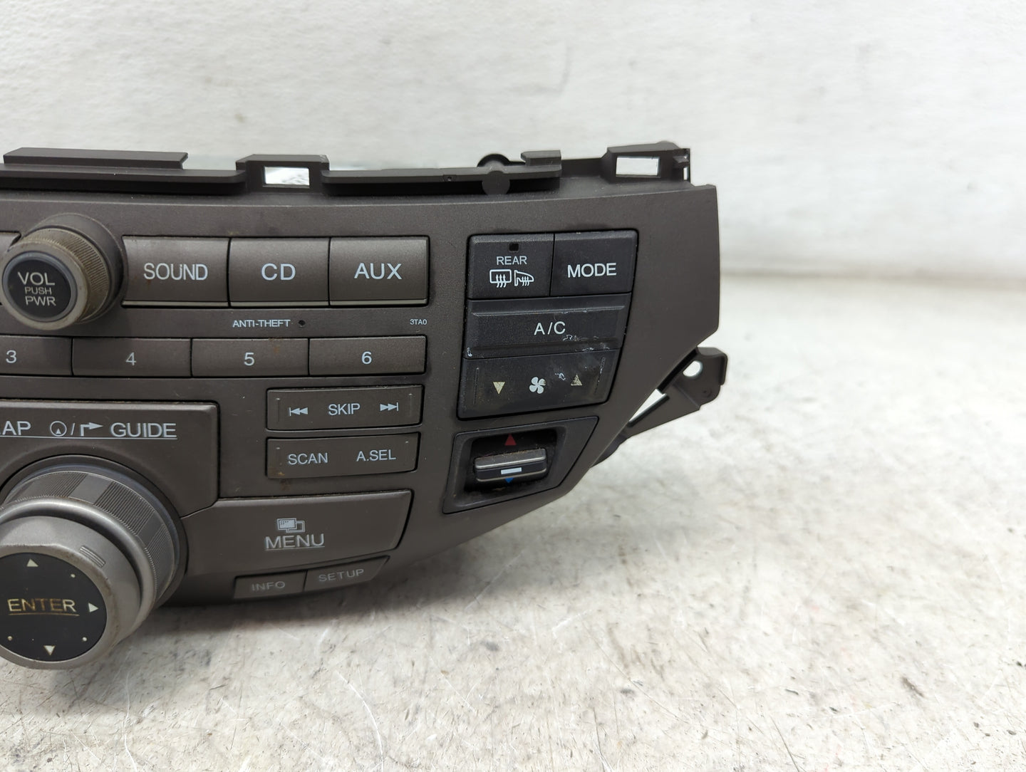 2008-2009 Honda Accord Radio AM FM Cd Player Receiver Replacement P/N:39101-TA0-A820-M1 39050TA0A800 Fits Fits 2008 2009 OEM