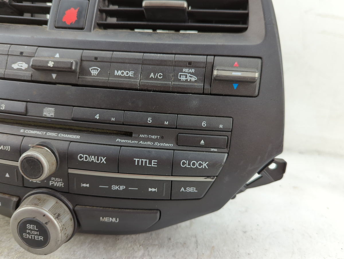 2008-2009 Honda Accord Radio AM FM Cd Player Receiver Replacement P/N:77260TE0A500 Fits Fits 2008 2009 OEM Used Auto Parts -