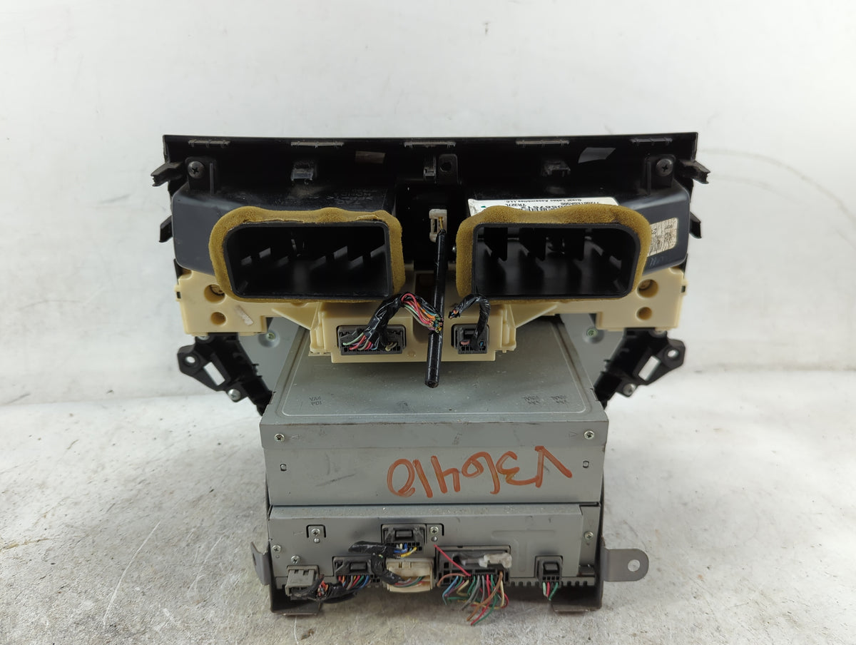 2008-2009 Honda Accord Radio AM FM Cd Player Receiver Replacement P/N:77260TE0A500 Fits Fits 2008 2009 OEM Used Auto Parts -