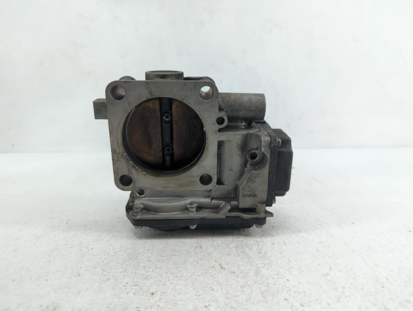 2008-2012 Honda Accord Throttle Body P/N:GMF3B 1430 02P07, GMD7A, GMD7B Fits Fits 2008 2009 2010 2011 2012 OEM Used Auto Par