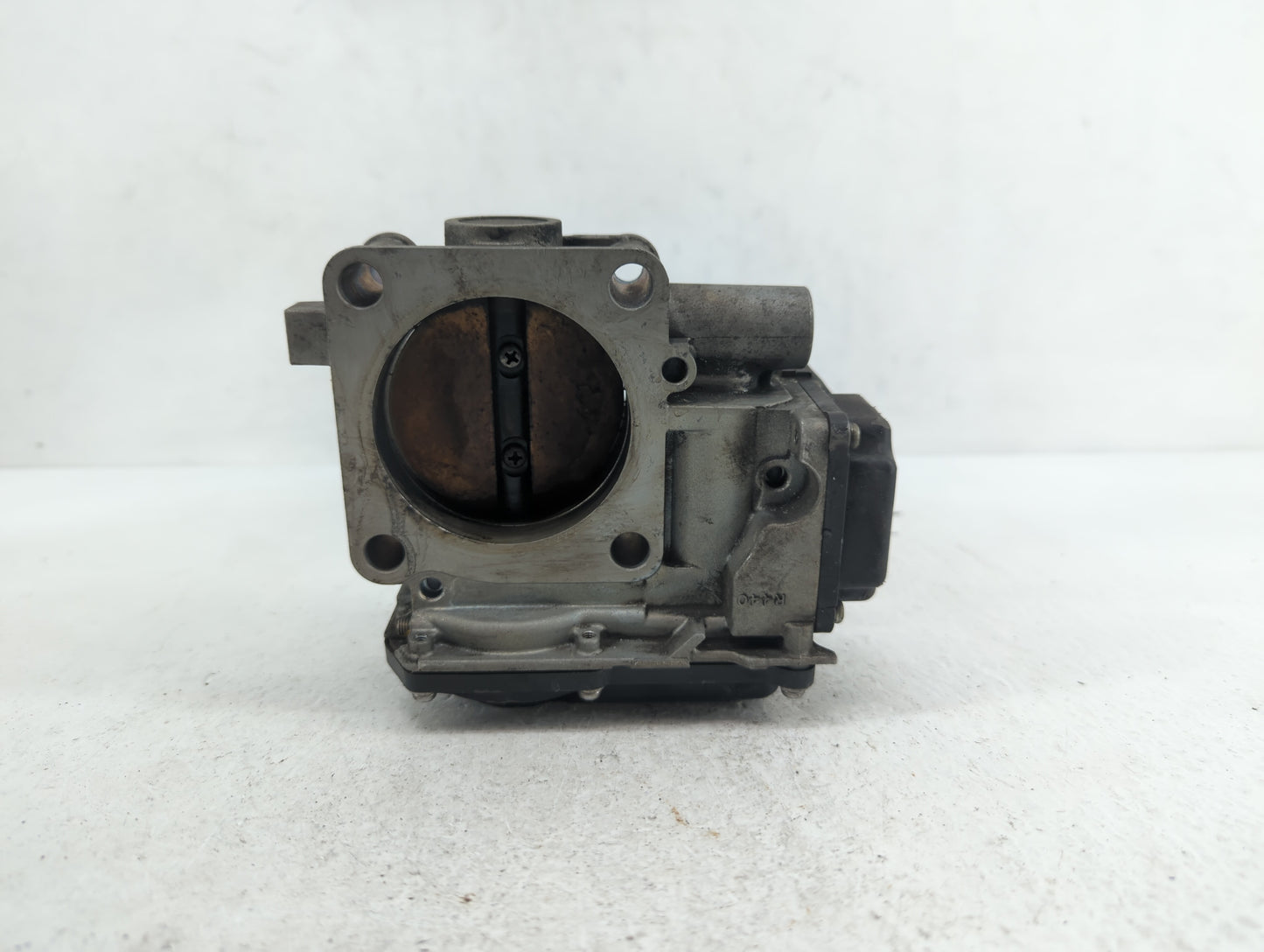 2008-2012 Honda Accord Throttle Body P/N:GMF3B 1430 02P07, GMD7A, GMD7B Fits Fits 2008 2009 2010 2011 2012 OEM Used Auto Par