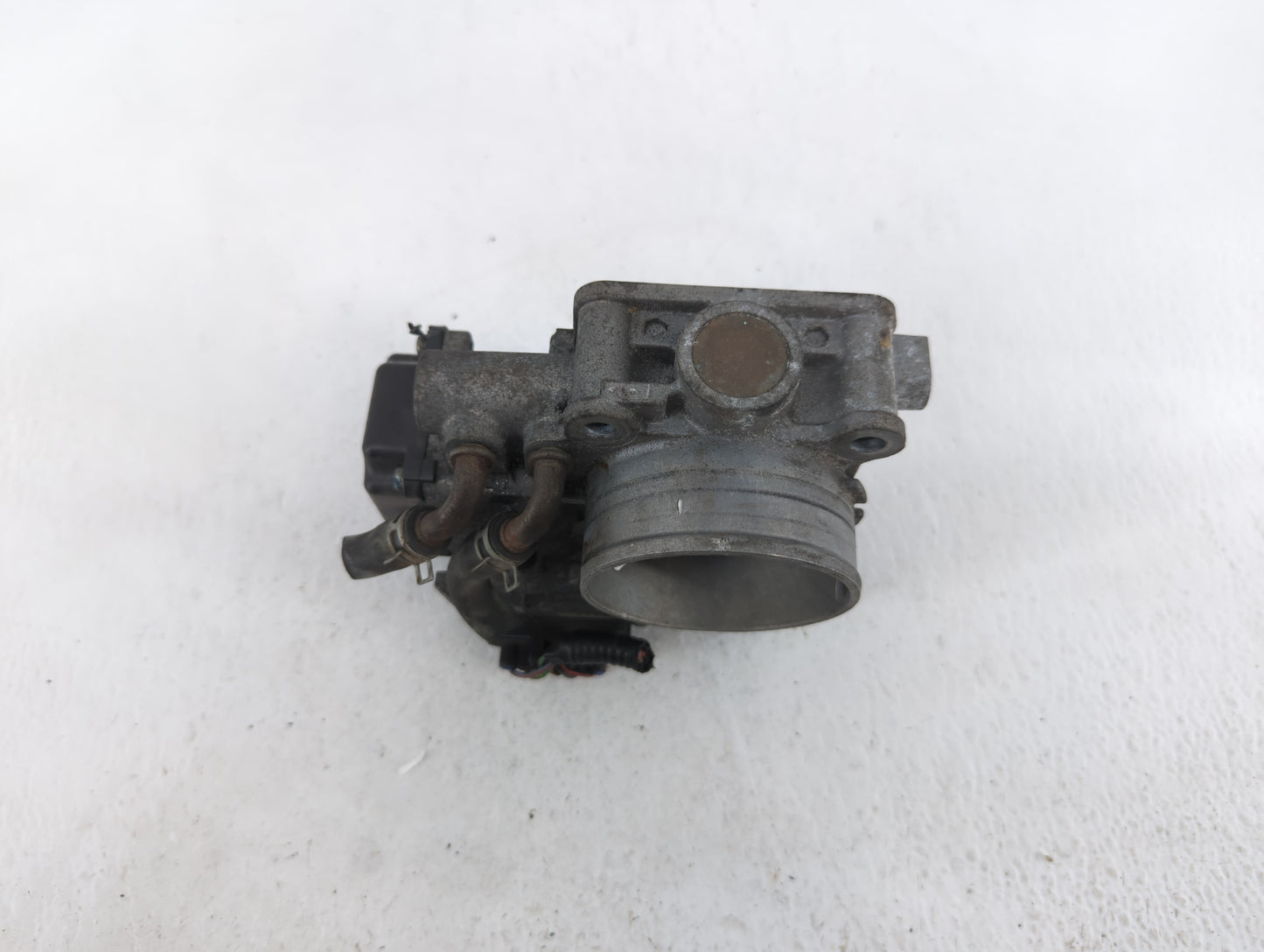 2008-2012 Honda Accord Throttle Body P/N:GMF3B 1430 02P07, GMD7A, GMD7B Fits Fits 2008 2009 2010 2011 2012 OEM Used Auto Par