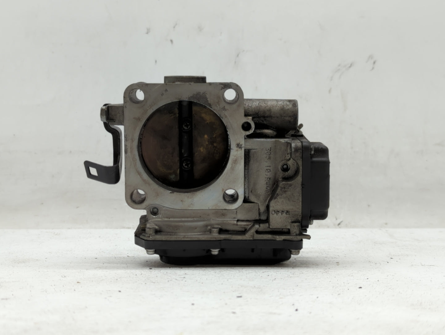 2008-2012 Honda Accord Throttle Body P/N:GMD7A Fits Fits 2008 2009 2010 2011 2012 OEM Used Auto Parts - Oemusedautoparts1.co