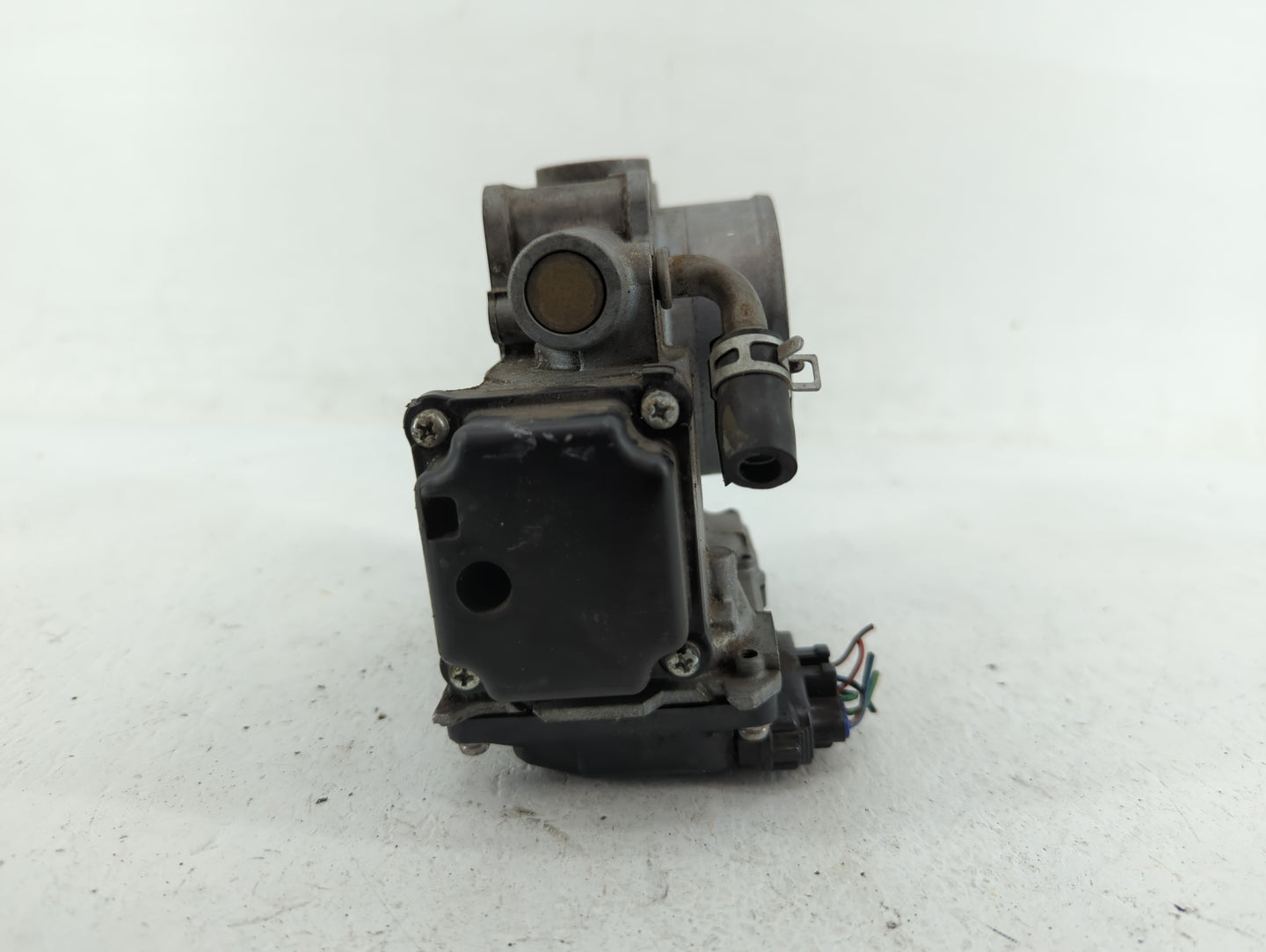 2008-2012 Honda Accord Throttle Body P/N:GMD7A Fits Fits 2008 2009 2010 2011 2012 OEM Used Auto Parts - Oemusedautoparts1.co