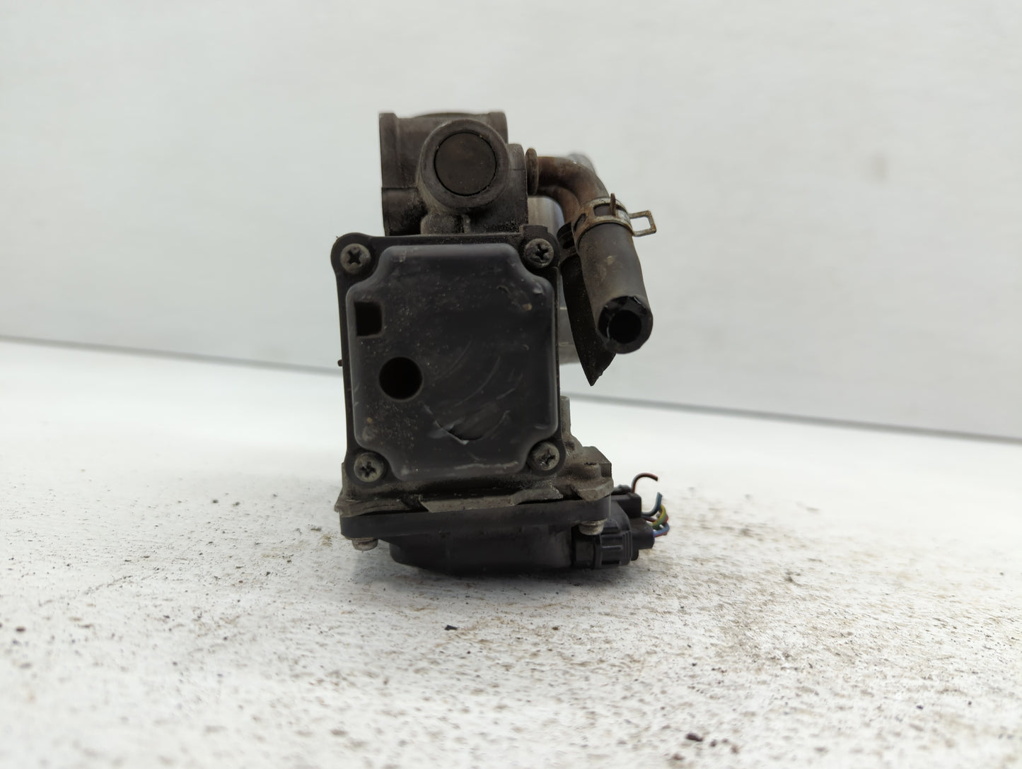 2008-2012 Honda Accord Throttle Body P/N:GMD7A Fits Fits 2008 2009 2010 2011 2012 OEM Used Auto Parts - Oemusedautoparts1.co