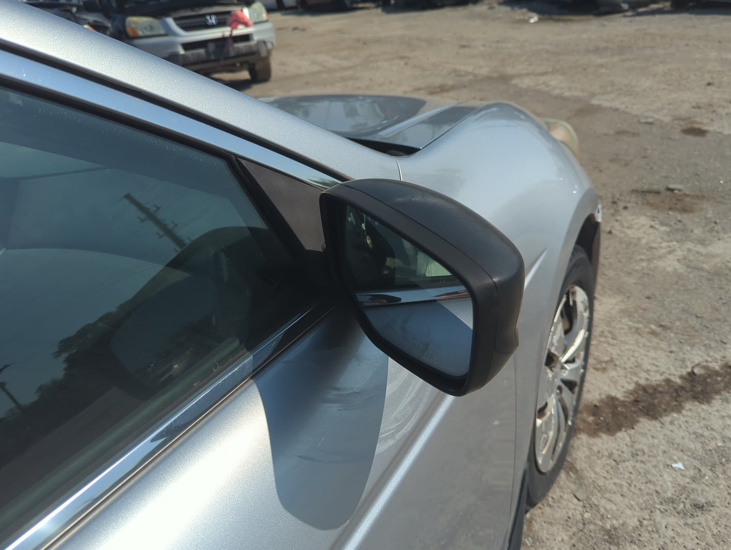 2008-2012 Honda Accord Passenger Side View Mirror - Right Door Mirror OEM Used - Oemusedautoparts1.com