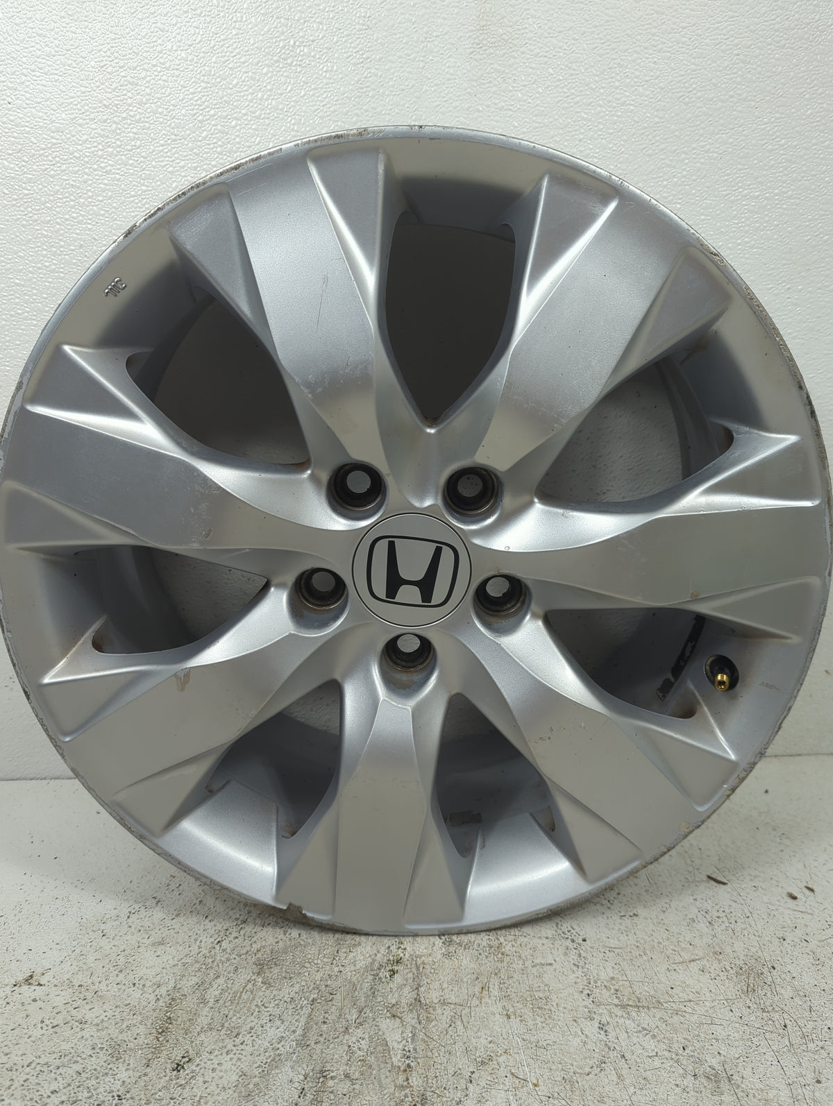 2009 Honda Accord Oem Wheel Rim 5028223 - Oemusedautoparts1.com