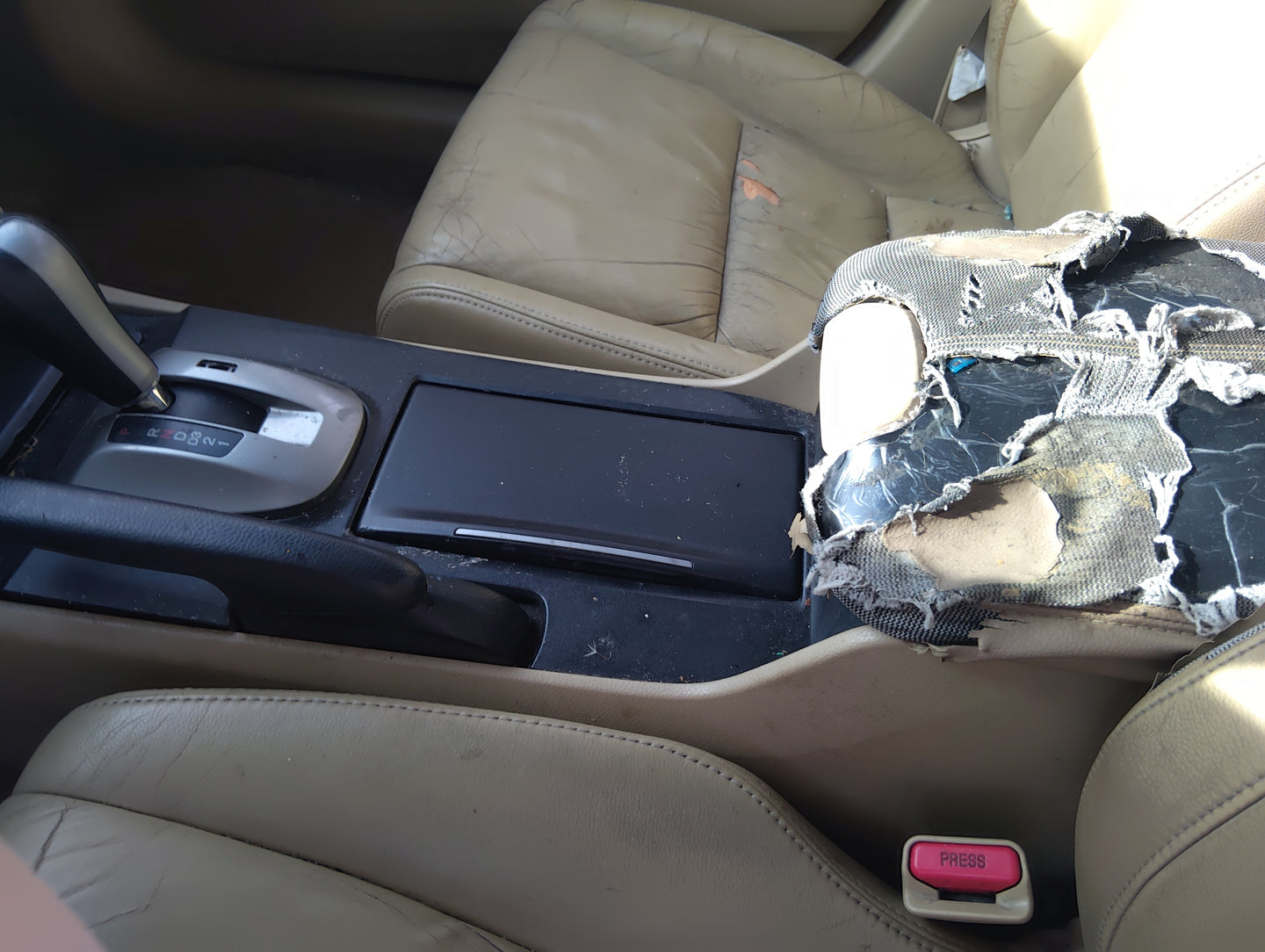2008-2012 Honda Accord Center Floor Console Fits Fits 2008 2009 2010 2011 2012 2013 2014 2015 OEM Used Auto Parts - Oemuseda