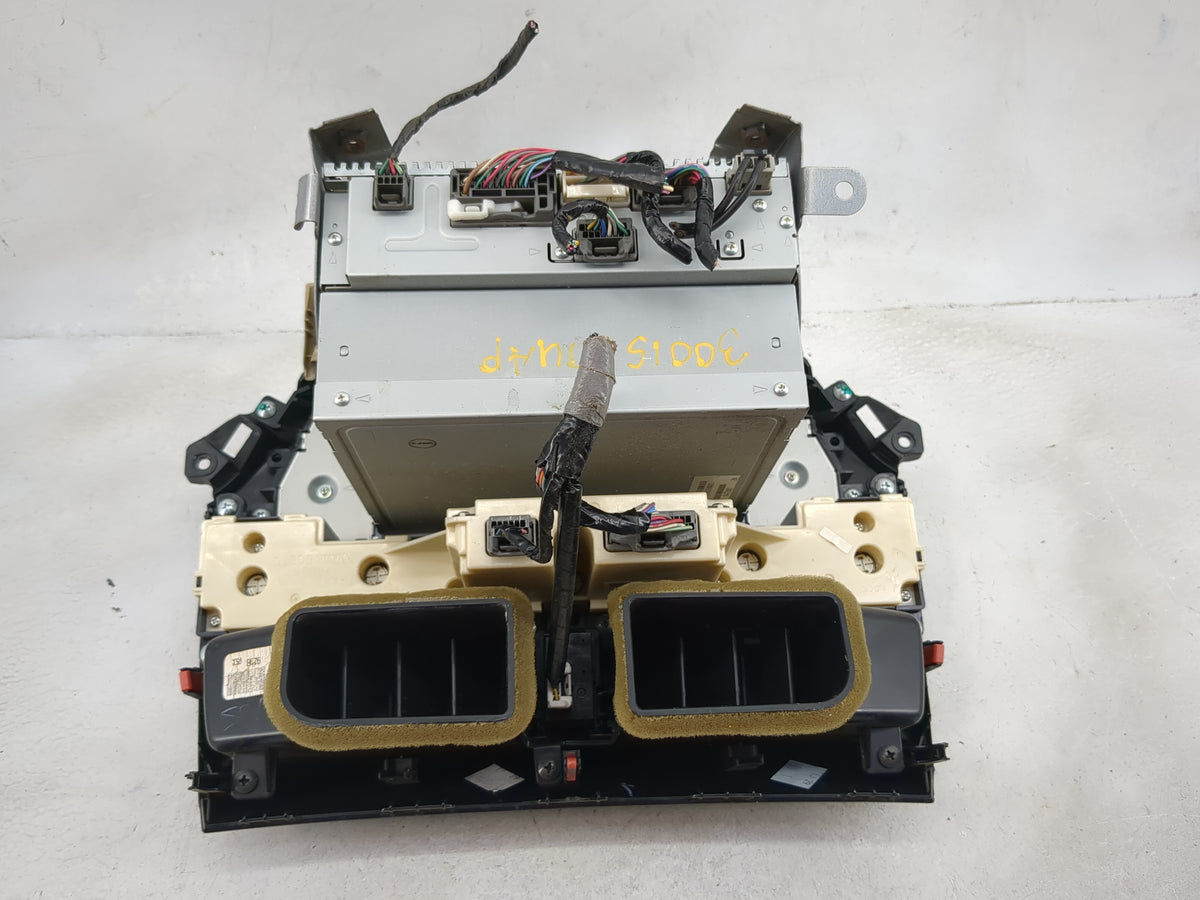 2008-2012 Honda Accord Radio AM FM Cd Player Receiver Replacement Fits Fits 2008 2009 2010 2011 2012 OEM Used Auto Parts - O