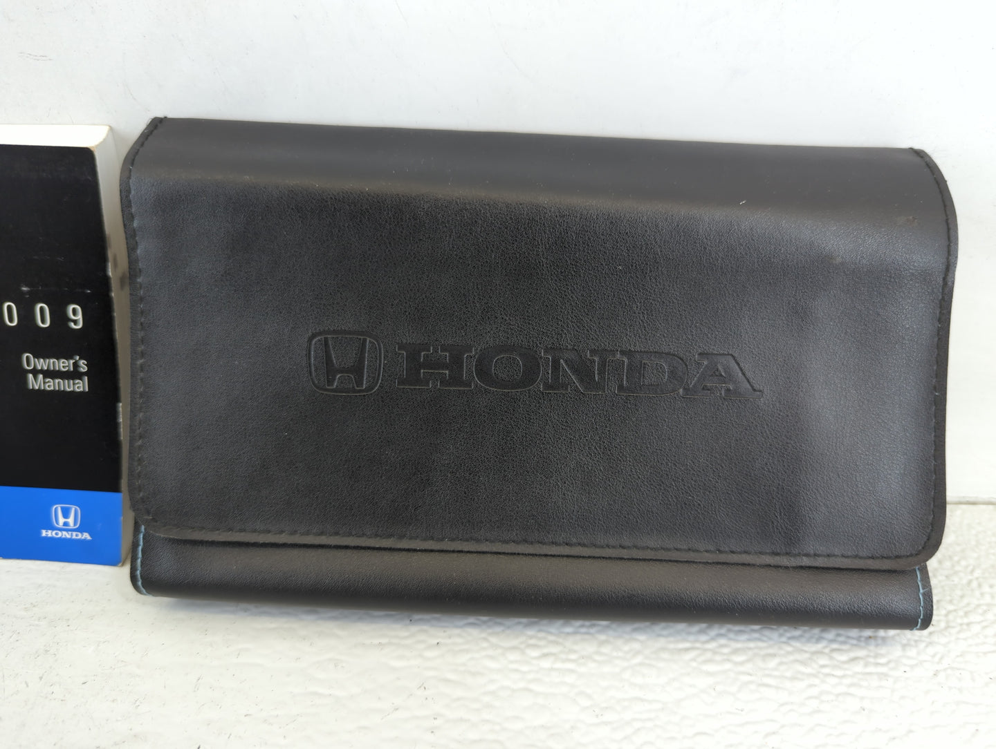 2009 Honda Accord Owners Manual Book Guide P/N:00X31-TA5-6100 31TA5610 OEM Used Auto Parts - Oemusedautoparts1.com