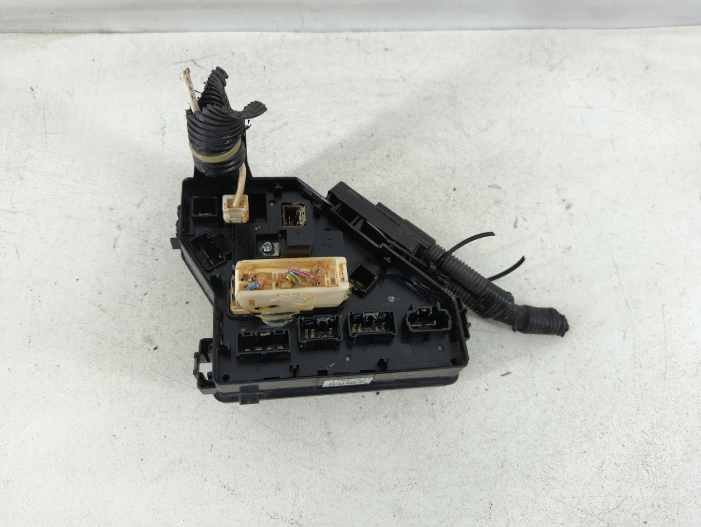 2008-2011 Honda Civic Fusebox Fuse Box Panel Relay Module P/N:SVA-A221 Fits Fits 2008 2009 2010 2011 OEM Used Auto Parts - O
