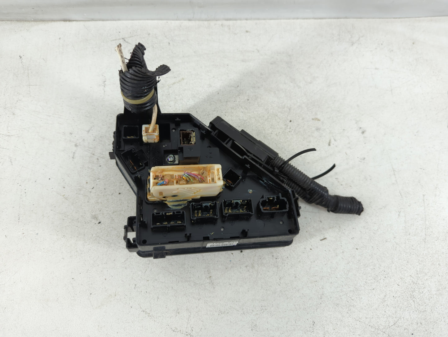 2008-2011 Honda Civic Fusebox Fuse Box Panel Relay Module P/N:SVA-A221 Fits Fits 2008 2009 2010 2011 OEM Used Auto Parts - O