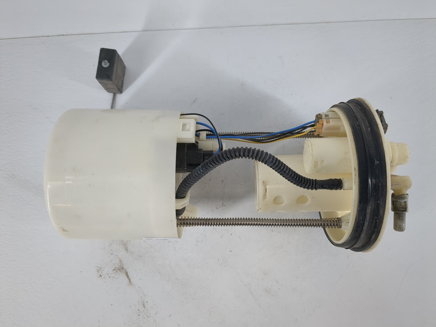 2006-2011 Honda Civic Electrical Gas Fuel Pump Assembly - Oemusedautoparts1.com