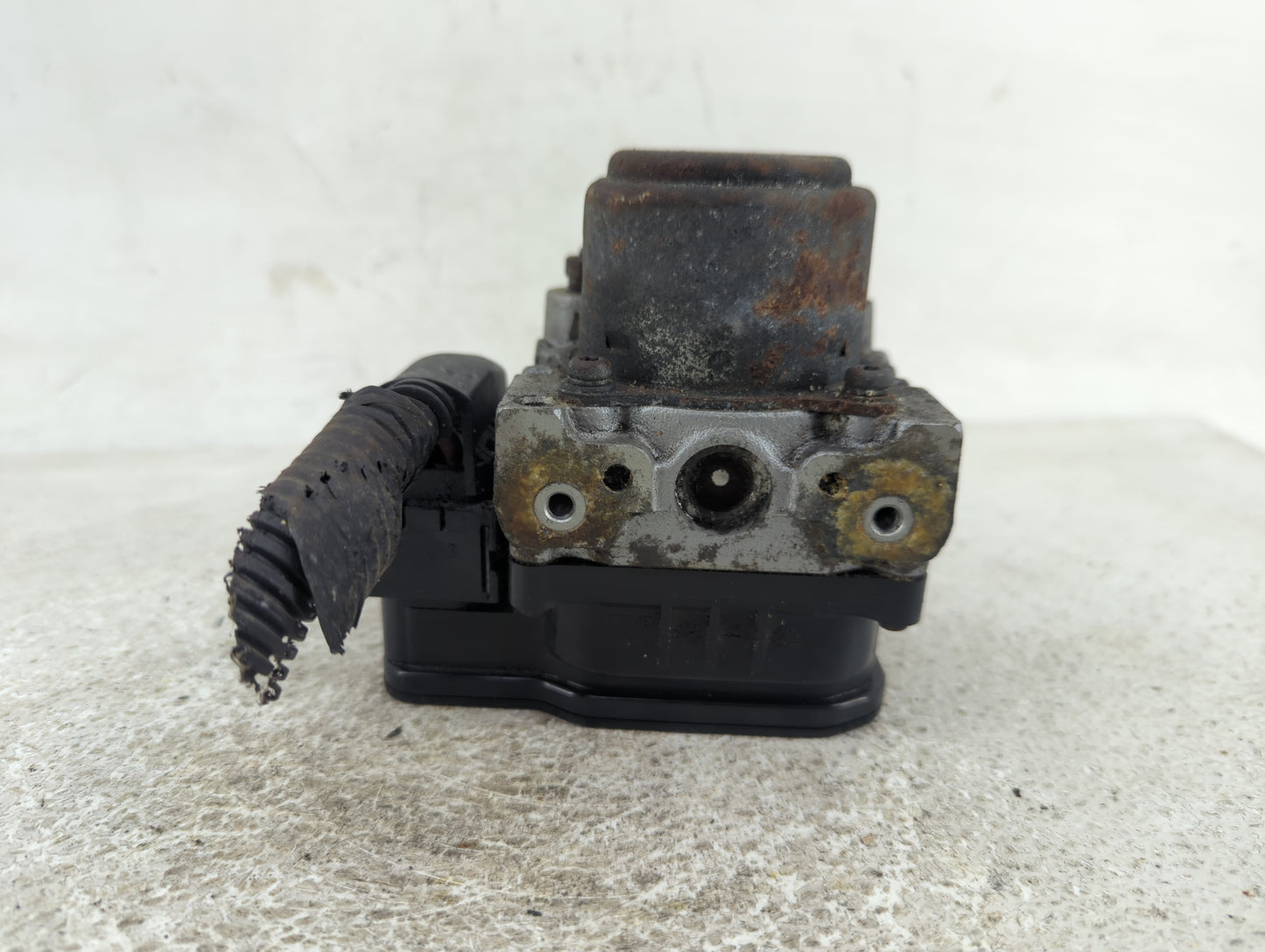 2009 Honda Civic ABS Pump Control Module Replacement Fits OEM Used Auto Parts - Oemusedautoparts1.com
