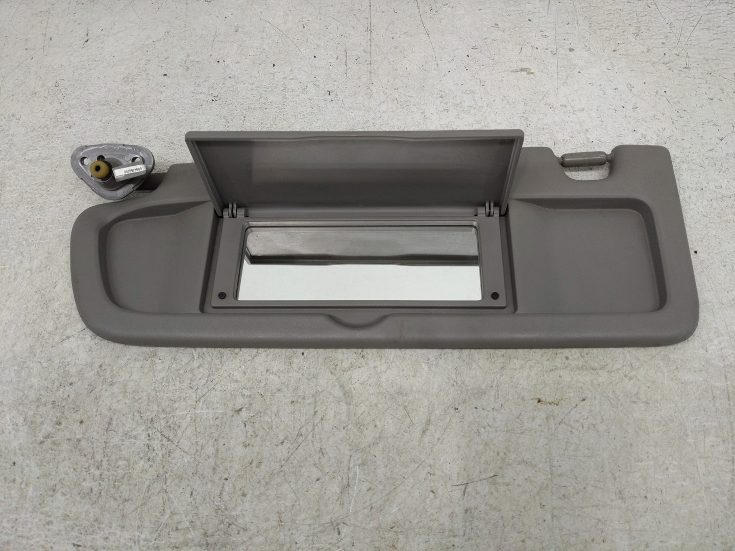 2006-2011 Honda Civic Sun Visor Shade Replacement Driver Left Mirror Fits Fits 2006 2007 2008 2009 2010 2011 OEM Used Auto P