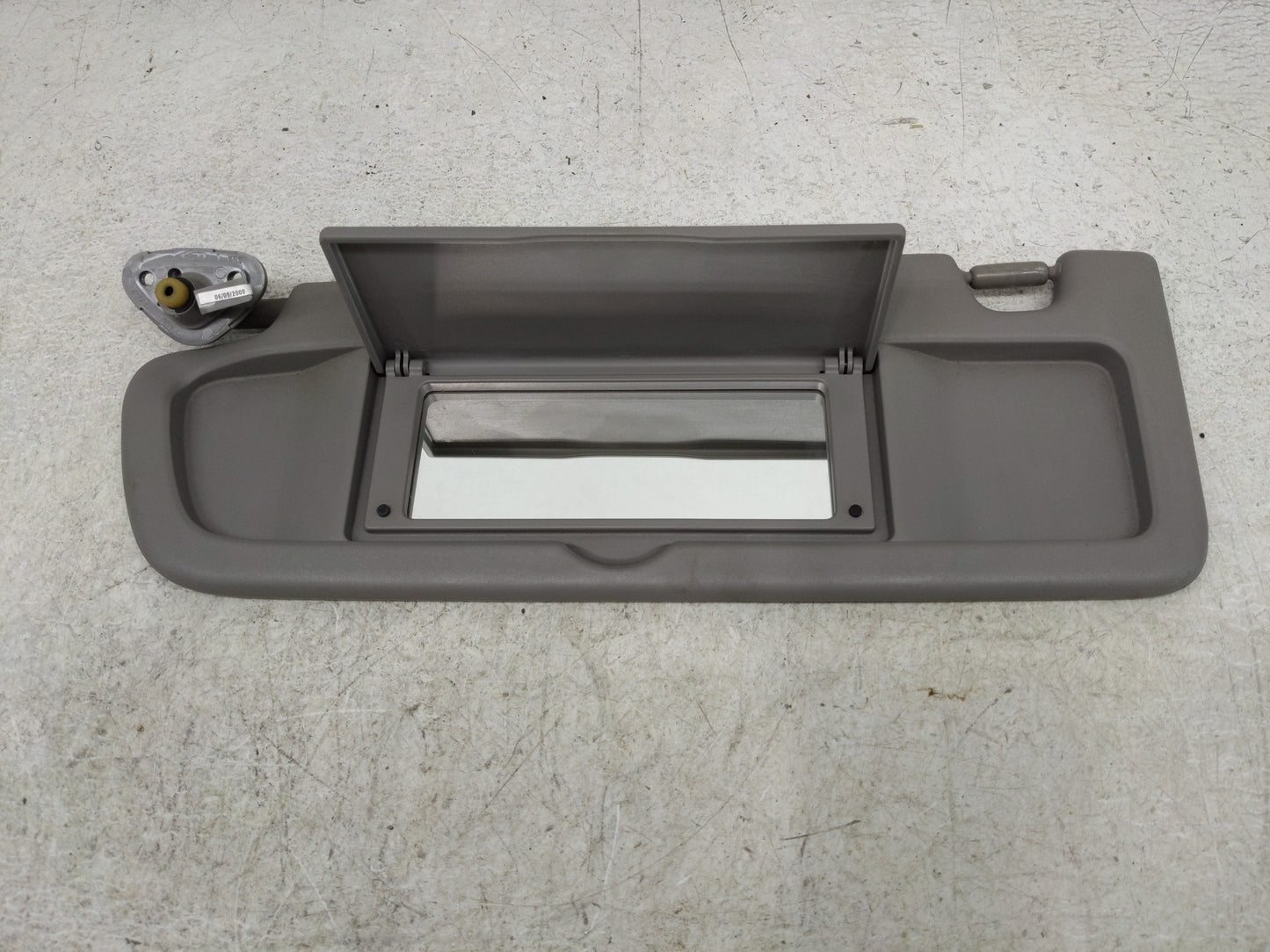 2006-2011 Honda Civic Sun Visor Shade Replacement Driver Left Mirror Fits Fits 2006 2007 2008 2009 2010 2011 OEM Used Auto P