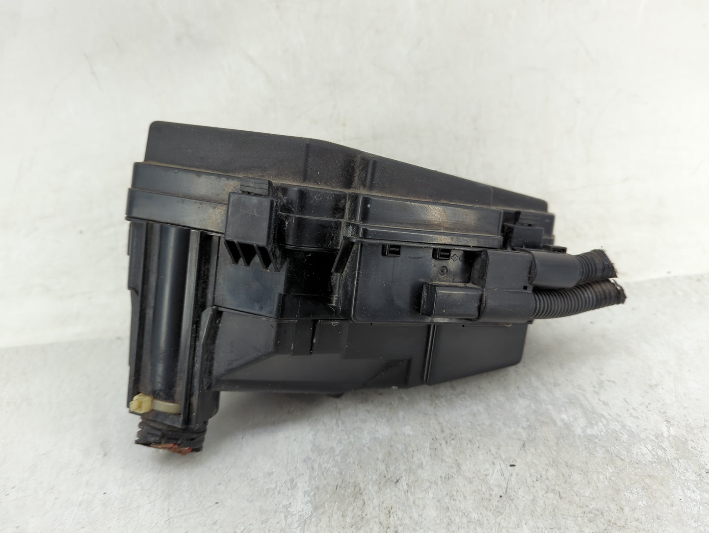 2008-2011 Honda Civic Fusebox Fuse Box Panel Relay Module P/N:SNA-C122 Fits Fits 2008 2009 2010 2011 OEM Used Auto Parts - O