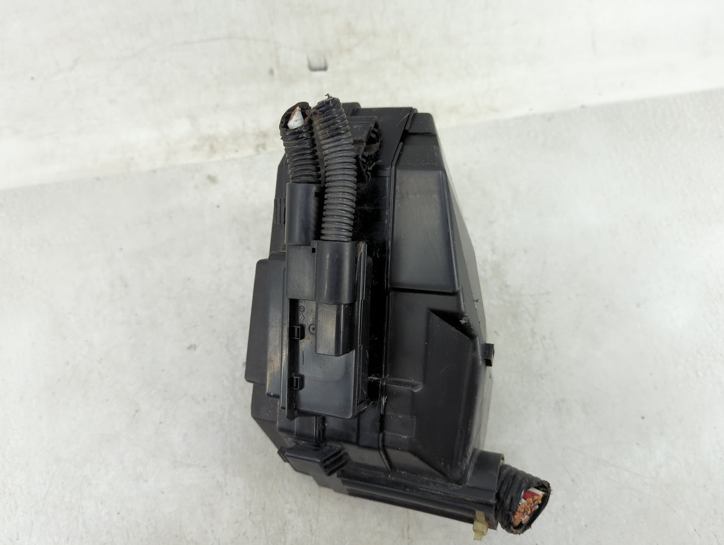 2008-2011 Honda Civic Fusebox Fuse Box Panel Relay Module P/N:SNA-C122 Fits Fits 2008 2009 2010 2011 OEM Used Auto Parts - O
