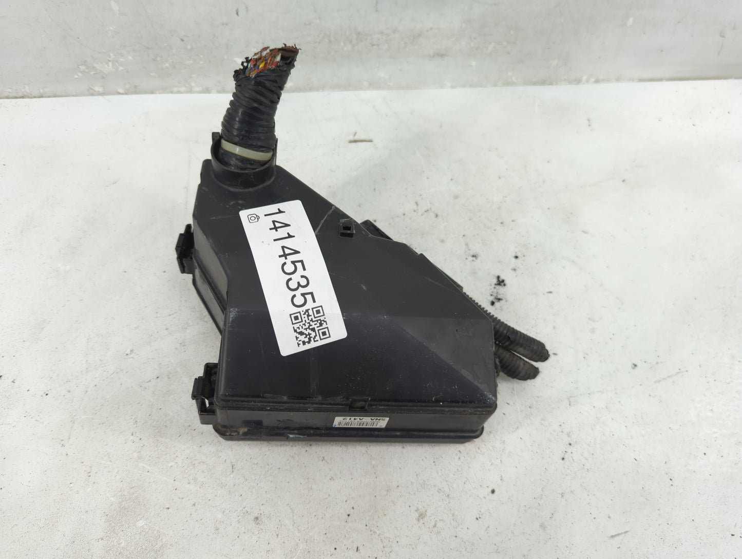 2008-2011 Honda Civic Fusebox Fuse Box Panel Relay Module P/N:SNA-A412 Fits Fits 2008 2009 2010 2011 OEM Used Auto Parts - O
