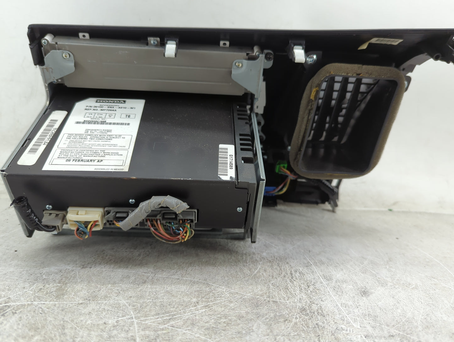 2009-2011 Honda Civic Radio AM FM Cd Player Receiver Replacement P/N:39100-SNA-A610-M1 MF726AA Fits Fits 2009 2010 2011 OEM 