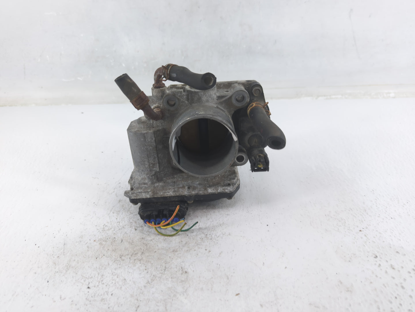 2006-2011 Honda Civic Throttle Body P/N:GMA4A Fits Fits 2006 2007 2008 2009 2010 2011 OEM Used Auto Parts - Oemusedautoparts