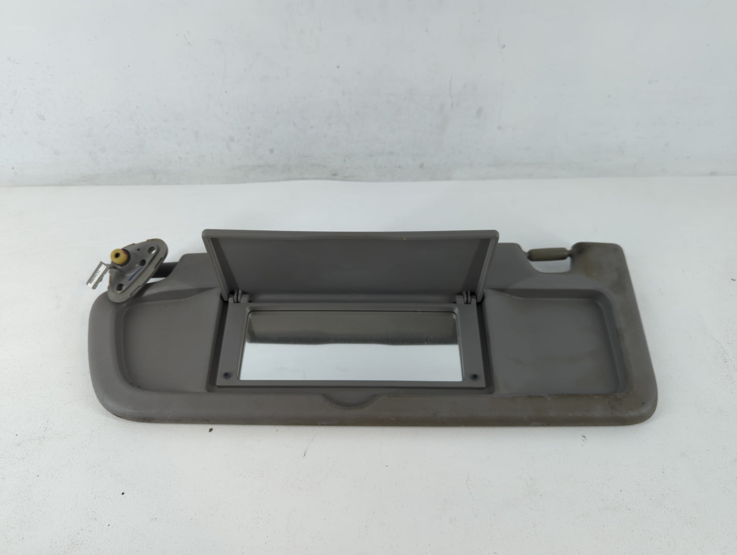 2006-2011 Honda Civic Sun Visor Shade Replacement Passenger Right Mirror Fits Fits 2006 2007 2008 2009 2010 2011 OEM Used Au