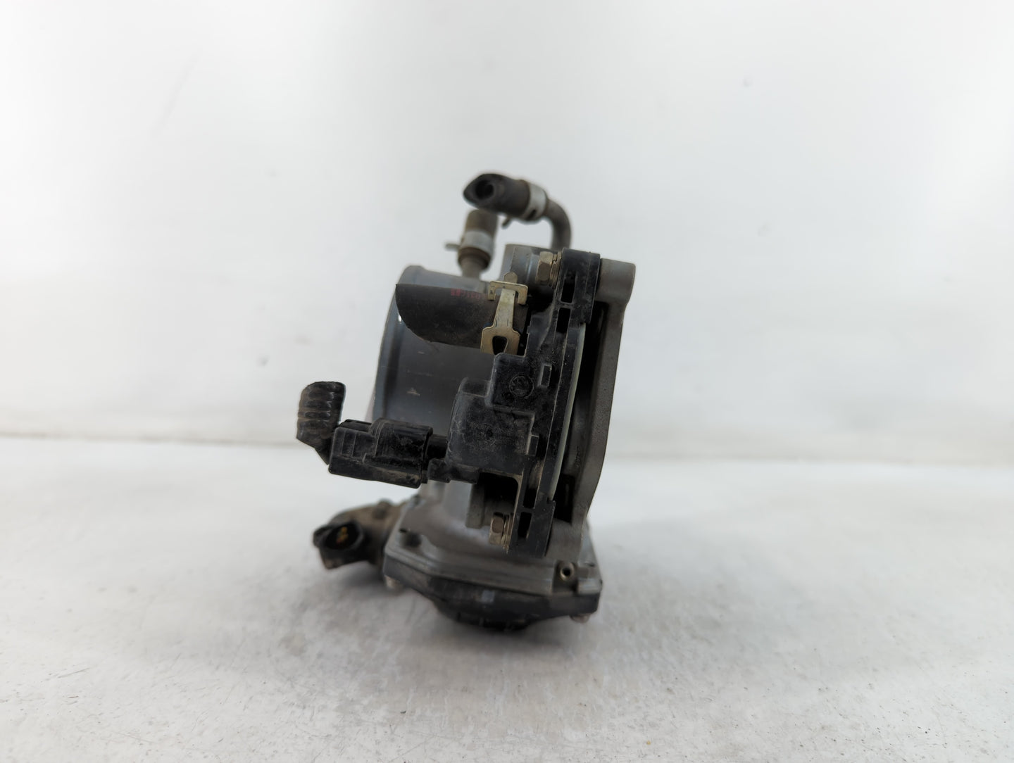 2006-2011 Honda Civic Throttle Body P/N:U20358138872 Fits Fits 2006 2007 2008 2009 2010 2011 OEM Used Auto Parts - Oemusedau