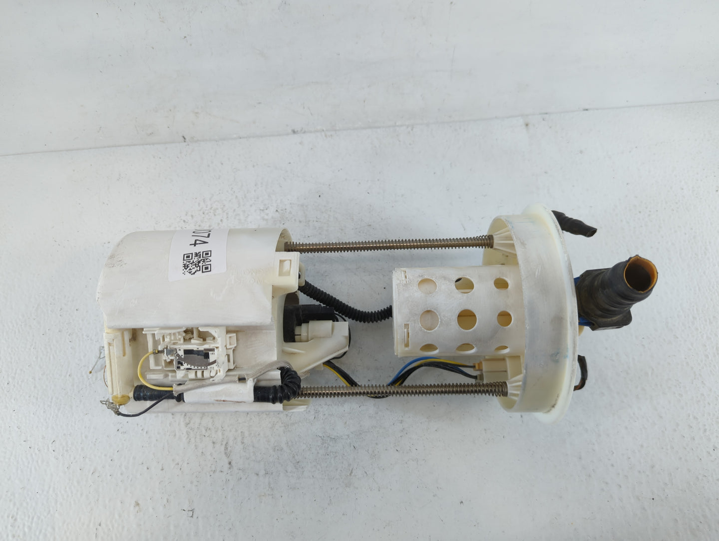 2006-2011 Honda Civic Electrical Gas Fuel Pump Assembly - Oemusedautoparts1.com