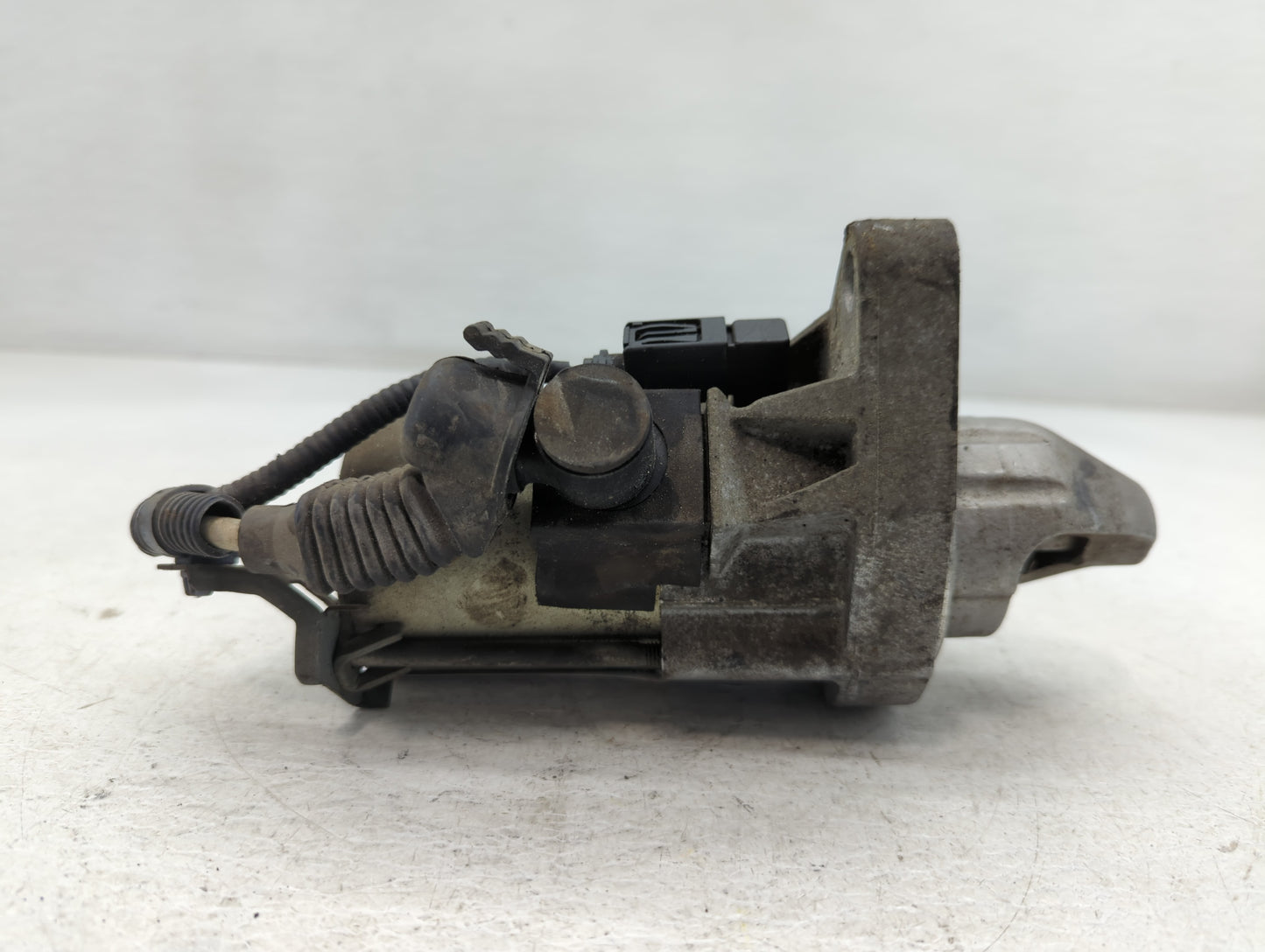 2006-2011 Honda Civic Car Starter Motor Solenoid OEM P/N:SM-71001 Fits Fits 2006 2007 2008 2009 2010 2011 OEM Used Auto Part