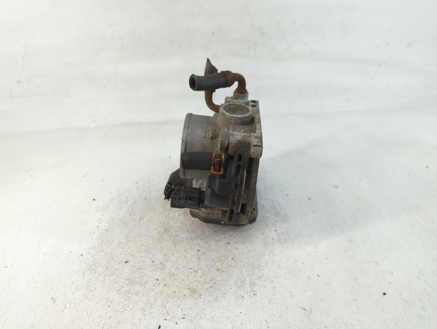 2006-2011 Honda Civic Throttle Body P/N:GMA4A Fits Fits 2006 2007 2008 2009 2010 2011 OEM Used Auto Parts - Oemusedautoparts