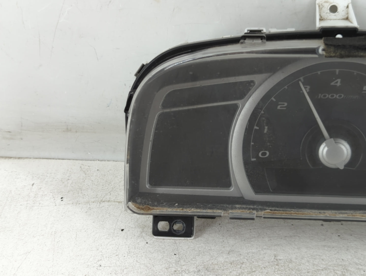 2006-2011 Honda Civic Instrument Cluster Speedometer Gauges P/N:78200-SVA-A240-M1 Fits Fits 2006 2007 2008 2009 2010 2011 OE