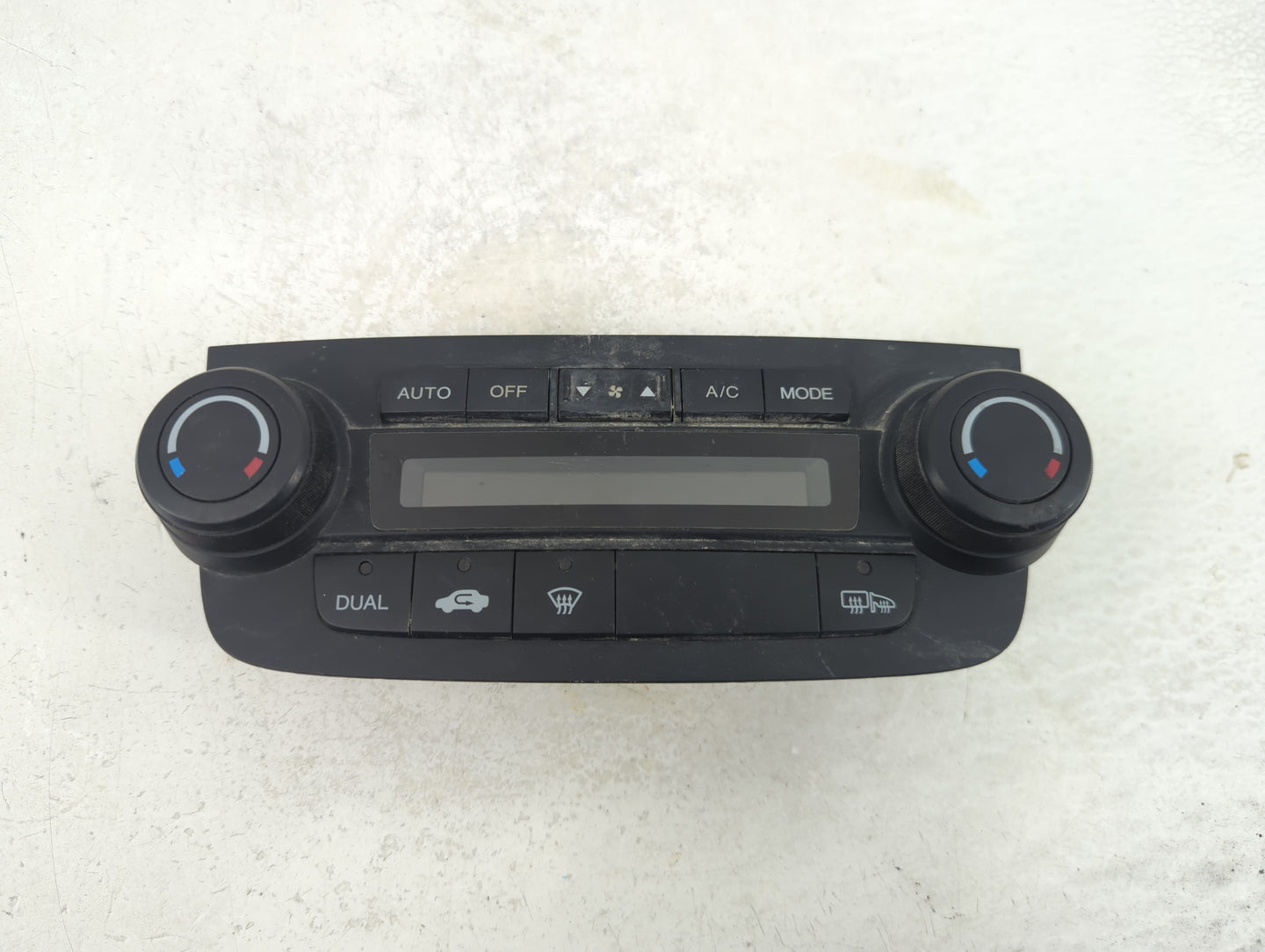 2009 Honda Cr-V Climate Control Module Temperature AC/Heater Replacement P/N:79600 SWA A5 Fits OEM Used Auto Parts - Oemused
