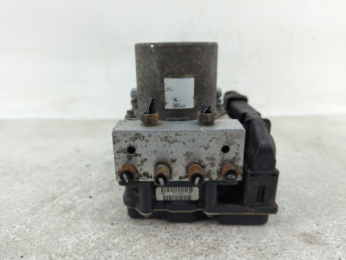2007-2009 Honda Cr-V ABS Pump Control Module Replacement P/N:0 265 235 251 Fits Fits 2007 2008 2009 OEM Used Auto Parts - Oe