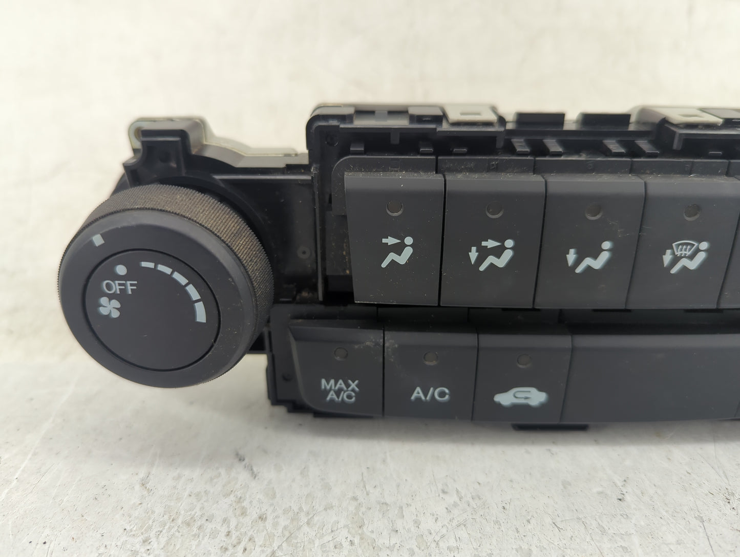 2007-2009 Honda Cr-V Climate Control Module Temperature AC/Heater Replacement P/N:D07J7 PP-TD30 Fits Fits 2007 2008 2009 OEM