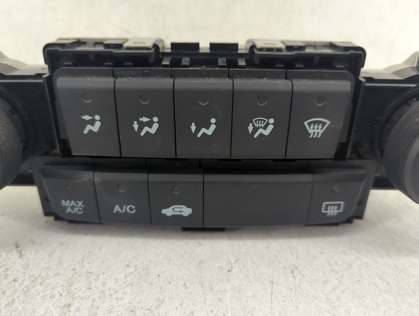 2007-2009 Honda Cr-V Climate Control Module Temperature AC/Heater Replacement P/N:D07J7 PP-TD30 Fits Fits 2007 2008 2009 OEM