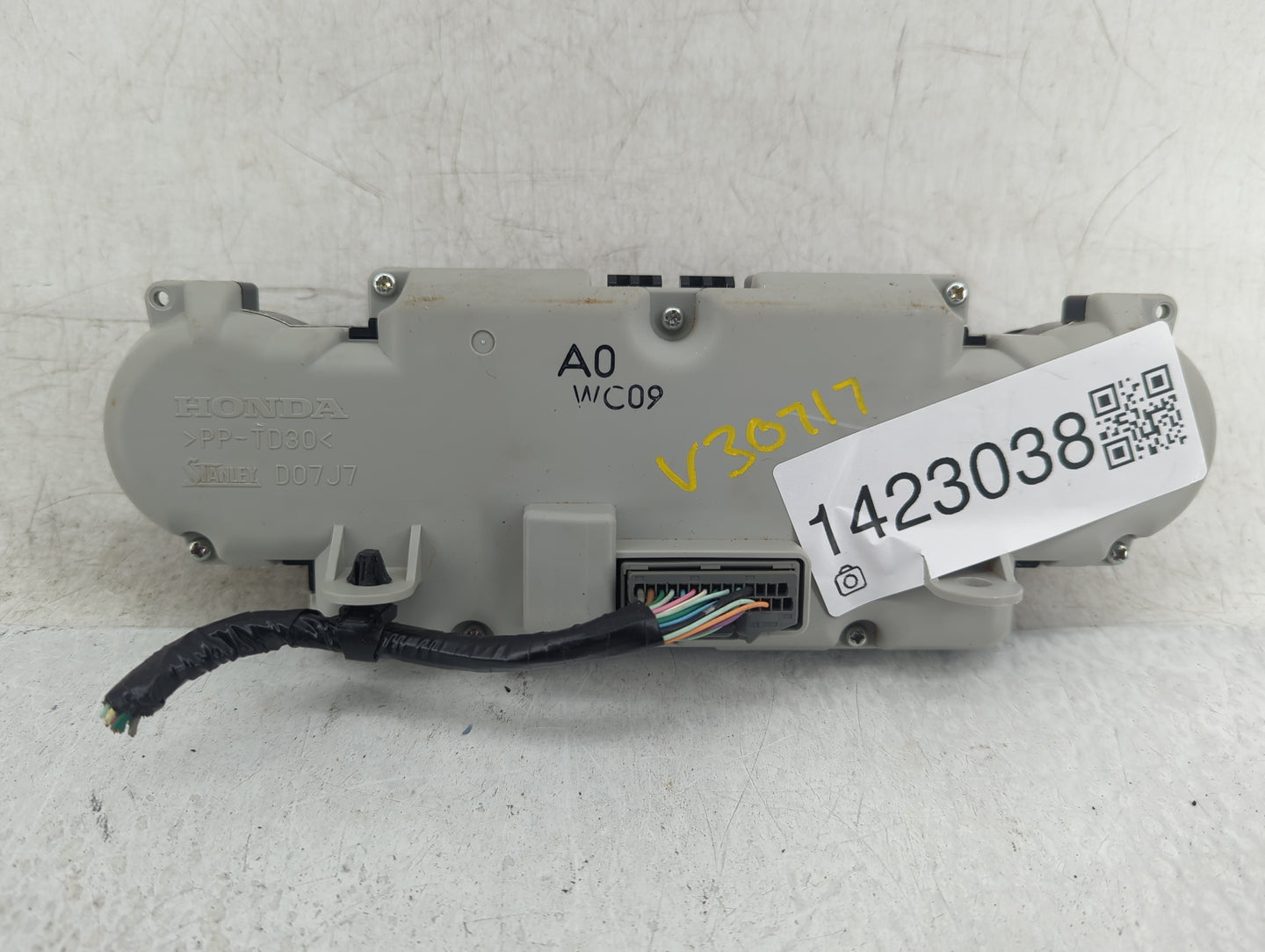 2007-2009 Honda Cr-V Climate Control Module Temperature AC/Heater Replacement P/N:D07J7 PP-TD30 Fits Fits 2007 2008 2009 OEM