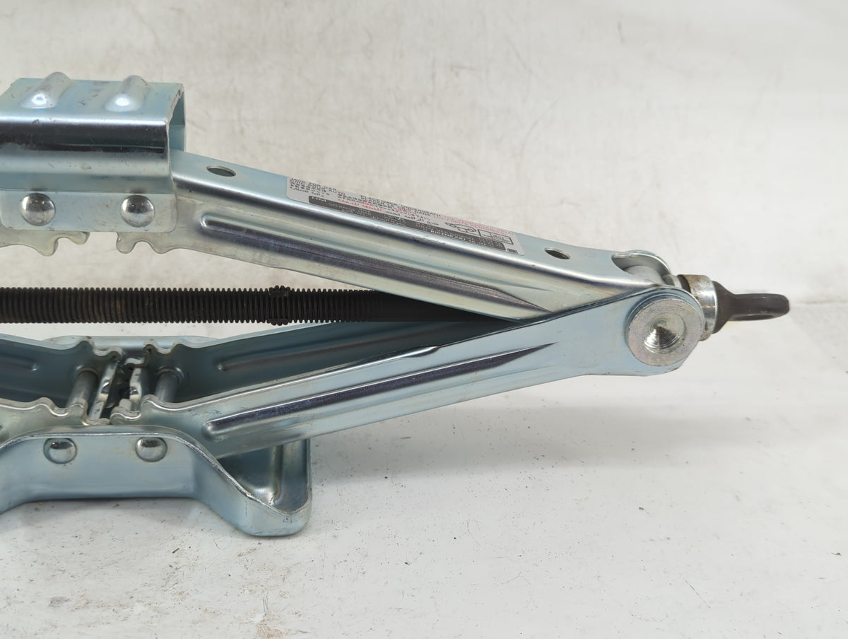 2009 Honda Cr-v Spare Scissor Car Jack 1429252 - Oemusedautoparts1.com
