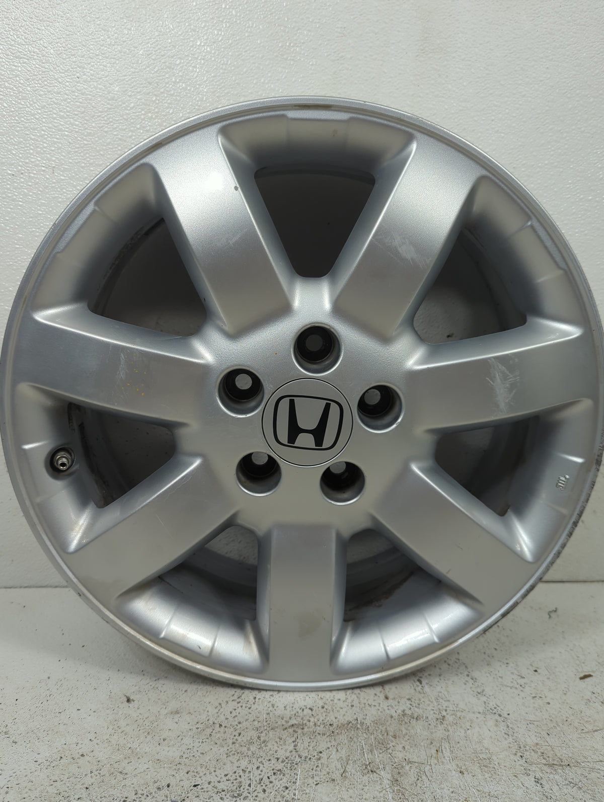 2009 Honda Cr-v Oem Wheel Rim 5032831 - Oemusedautoparts1.com