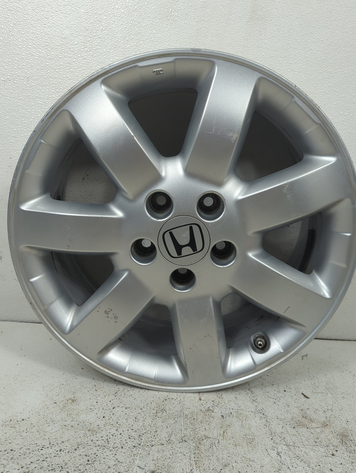 2009 Honda Cr-v Oem Wheel Rim 5032832 - Oemusedautoparts1.com